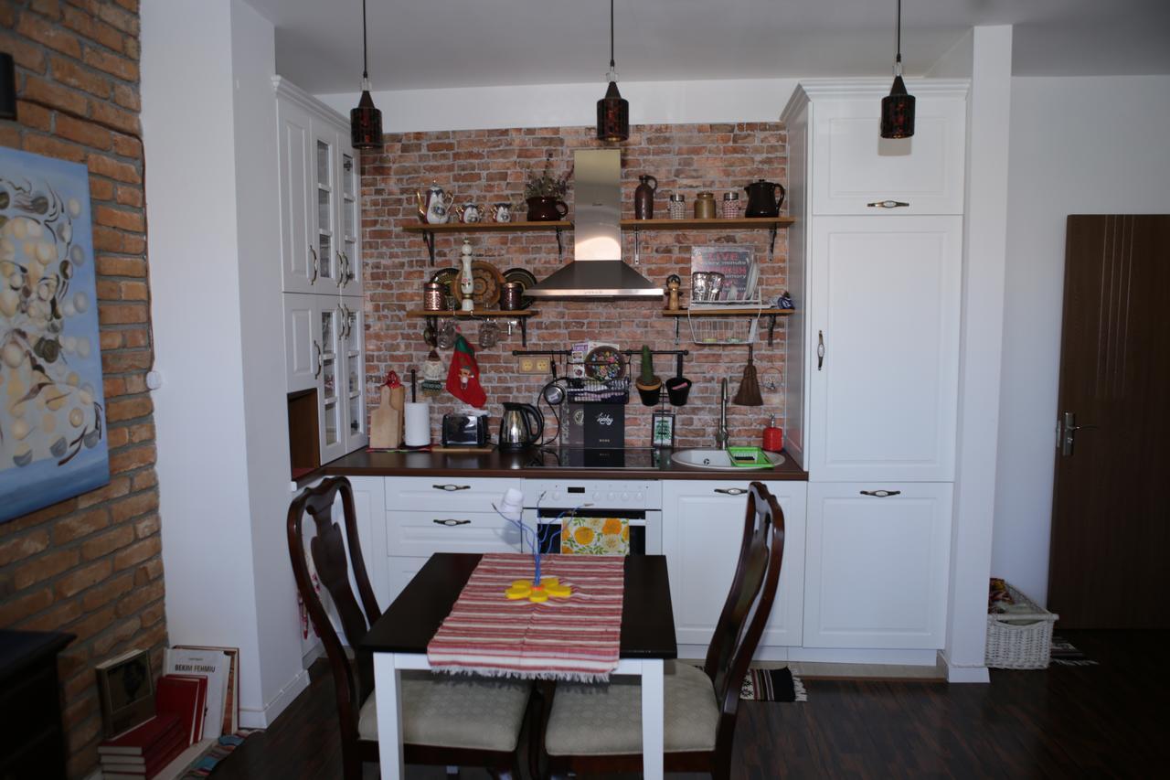 Apartment Nesti In Pristina Kosovo Екстериор снимка